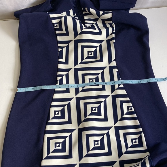 I LE New York Geometrical Bodycon Dress Size 6 - Picture 11 of 13